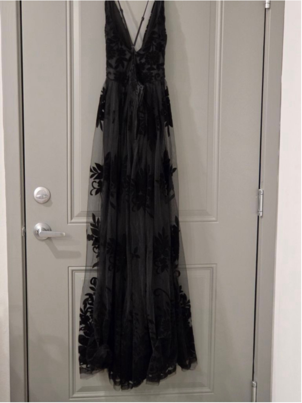 Women's Windsor Black Floral Mesh Maxi Dress size Small - Picture 10 of 16